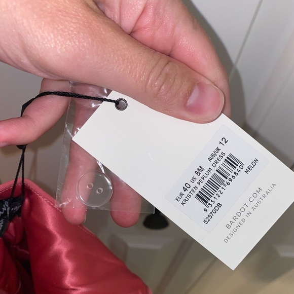 Bardot Kristen Flounce Dress in Melon - NWT - Size 8 - Medium - Picture 5 of 10